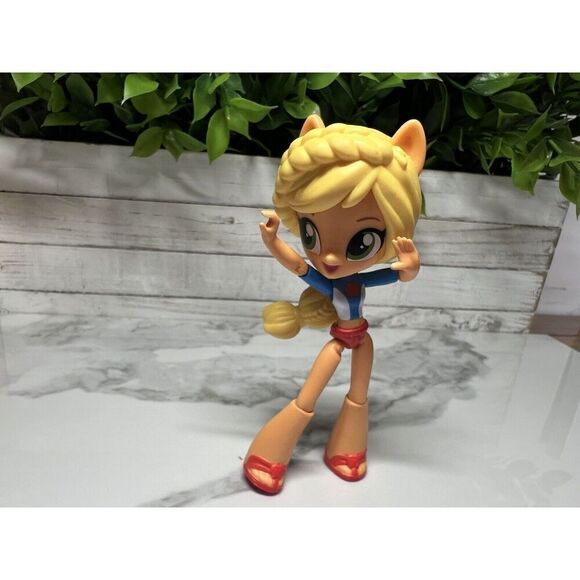 My Little Pony Equestria Girls Beach Minis Applejack Figure‎ 2017 4.5” MLP - Picture 1 of 4